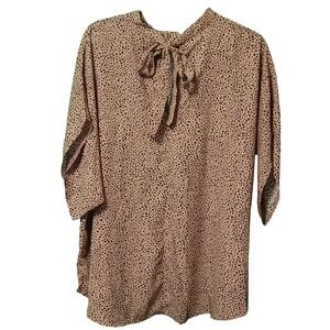 SHEIN Curve 3XL Tan Black Animal Print Tie Back High Neck‎ Short Sleeve Top